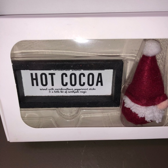 Hot Cocoa/Gnome Tiered Tray Decor - Picture 2 of 4